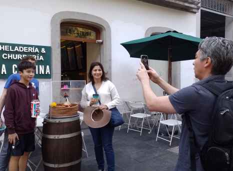 Capturing Sweet Memories at La Catrina
