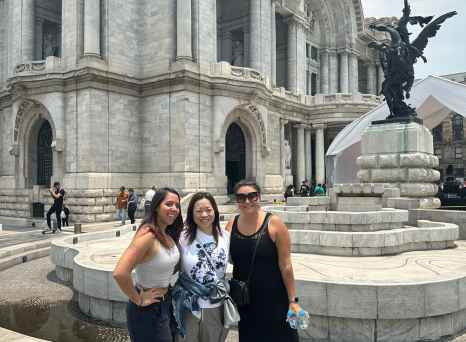 Group photo near the statue at Palacio de Bellas Artes, Mexico City.