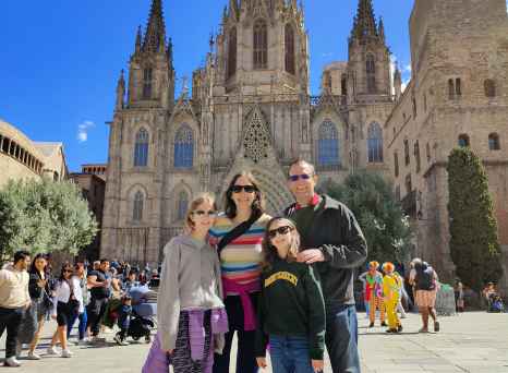 Group of people in front of Barcelona Cathedral.