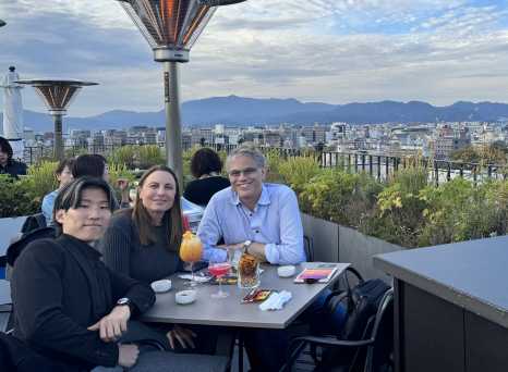 Sipping in Style: Rooftop Views & Kyoto Vibes!