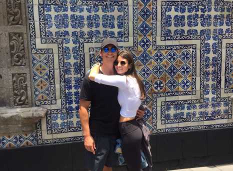 A Picture-Perfect Moment at Casa de los Azulejos!