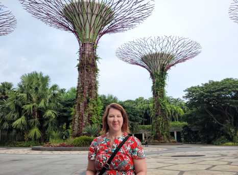 Lost in the Magic of Gardens by the Bay – A Walk Among Giants!