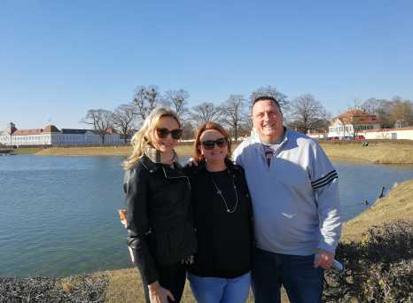 Blue Skies and Baroque Vibes!