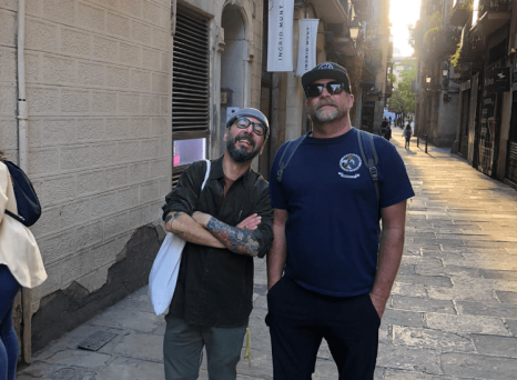 Wandering Barcelona’s sunlit alleys!
