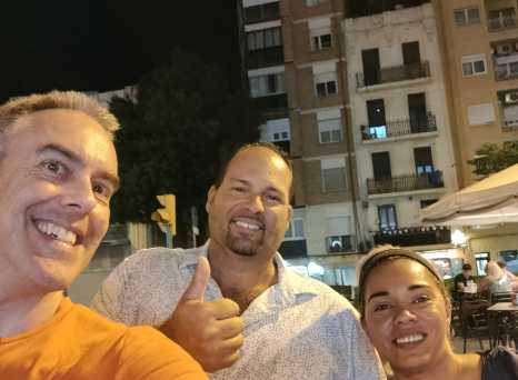 Evenings in Barcelona with new friends!