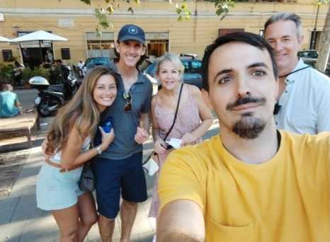 Making Memories with Friendly Faces