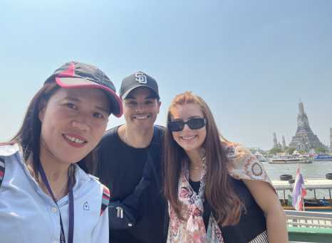 Temple views and sunshine moments in Thailand