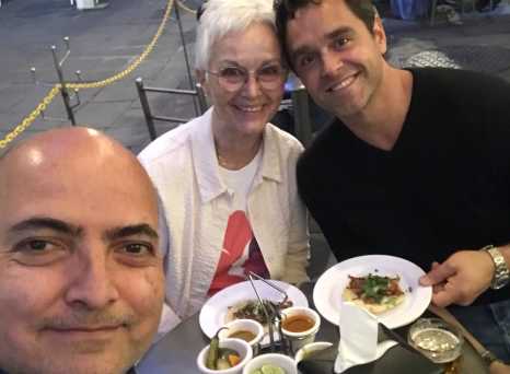 Nighttime Tacos and Great Conversation in the Heart of Mexico City