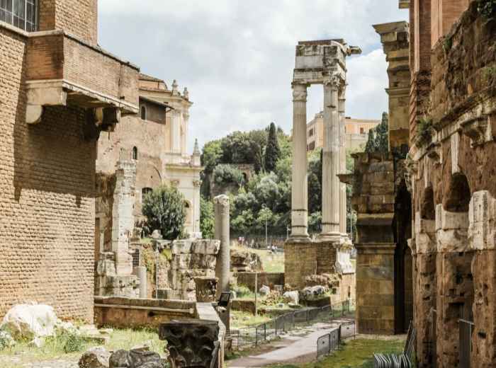 10 Hidden Gems In Rome   