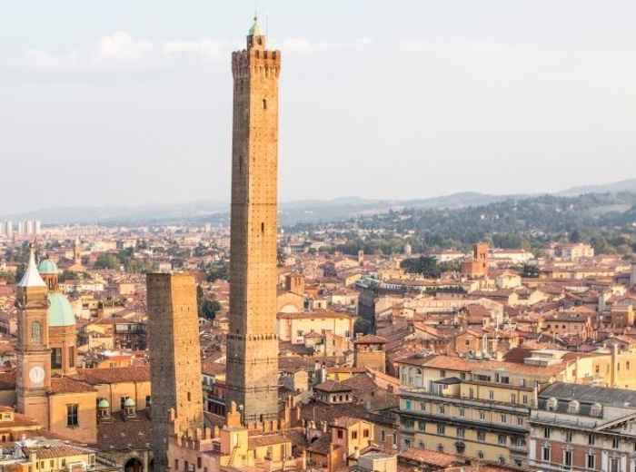 Top attractions in Bologna