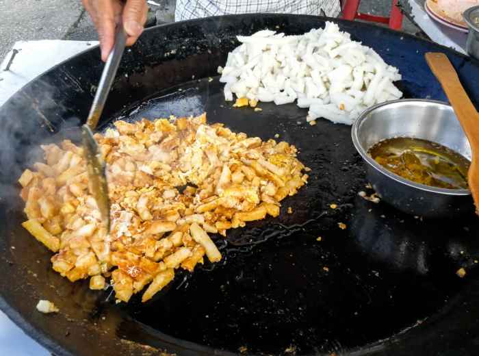 Oyster Omelette and Fried Carrot Cake