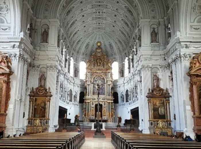 Day 1- Morning: Exploring Historic Munich