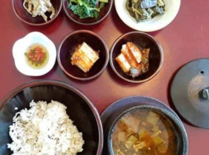 Temple food at Barugongyang