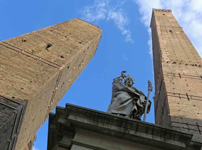 Climb the Torre Asinelli 