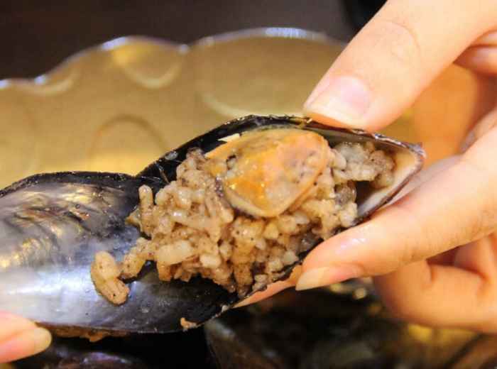 Stuffed Mussels – Besiktas