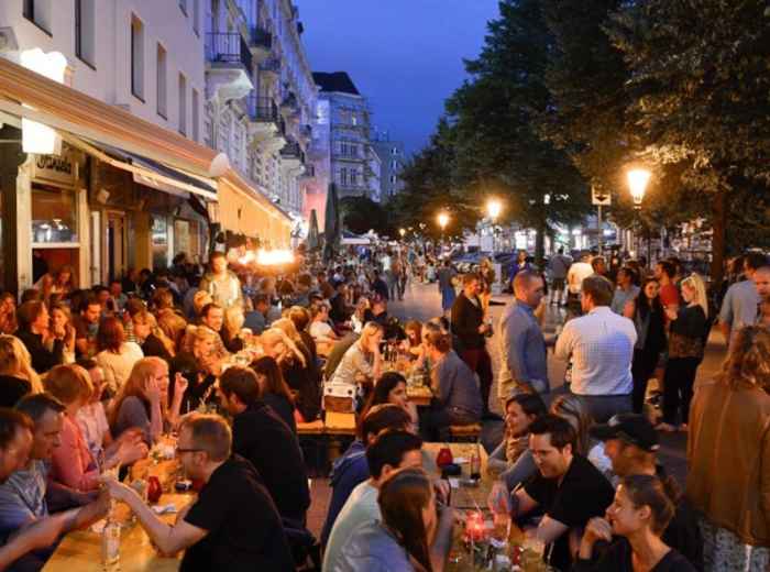 Dance the night away in St. Pauli