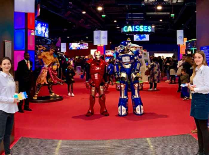 La Tête Dans Les Nuages