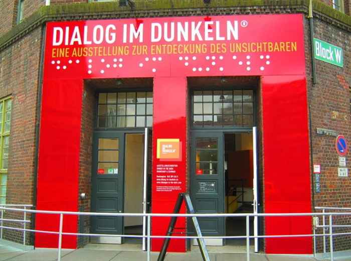 Dialog im Dunkeln