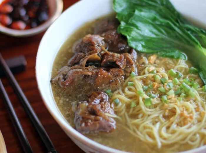 Beef brisket noodles at Kau Kee Restaurant