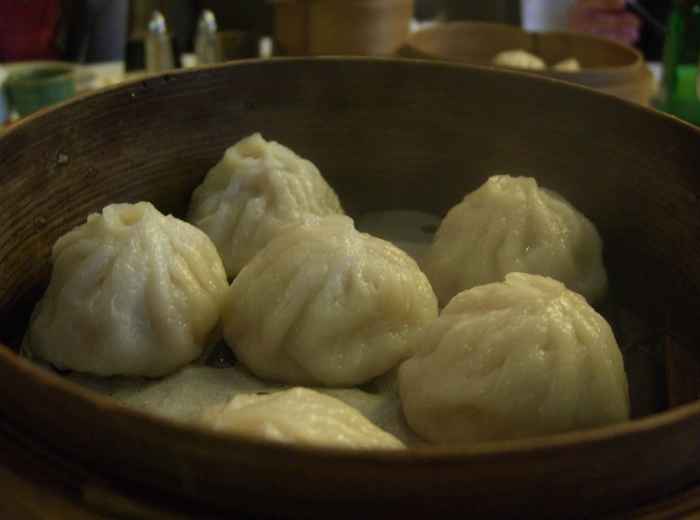 Pepper Pork Bun (胡椒餅) 