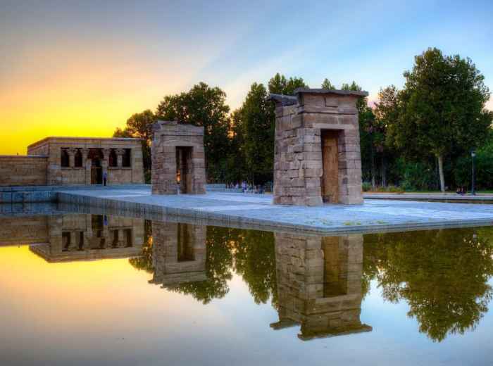 Things to do alone in Madrid