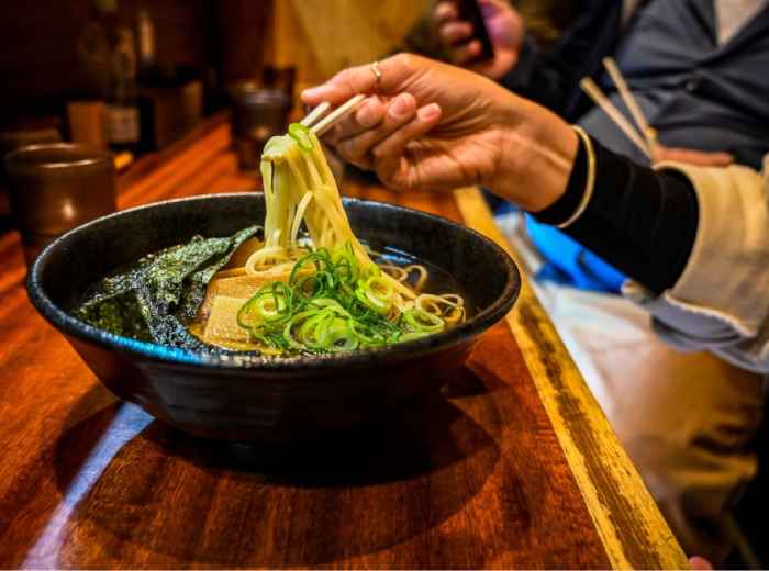 Find the best ramen spots with a shibuya food tour