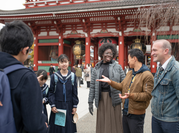 Local guide hosting a tour at Fushimi Inari Shrine