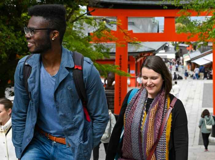 Read reviews and tour descriptions for your tour 