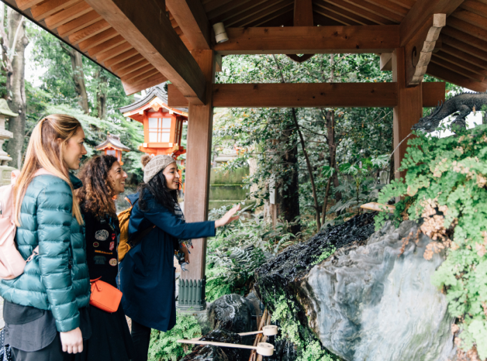Morning visit to Meiji Shrine and adjacent Yoyogi Park