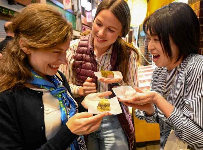 The vibrant world of Japanese sweets 