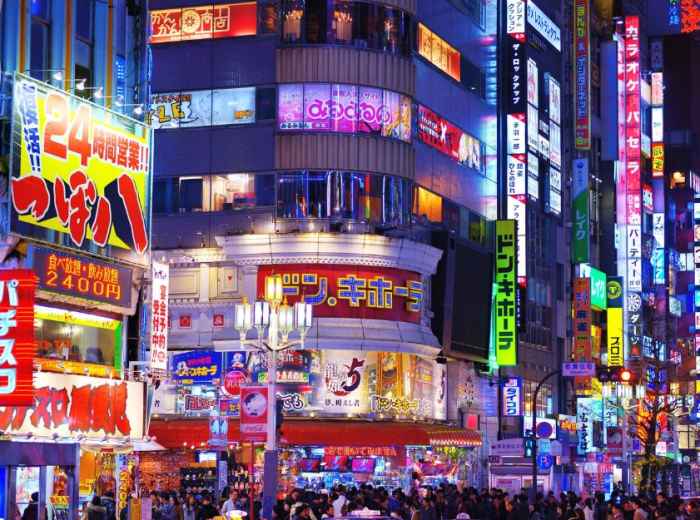 Navigate through the famous Golden Gai bars