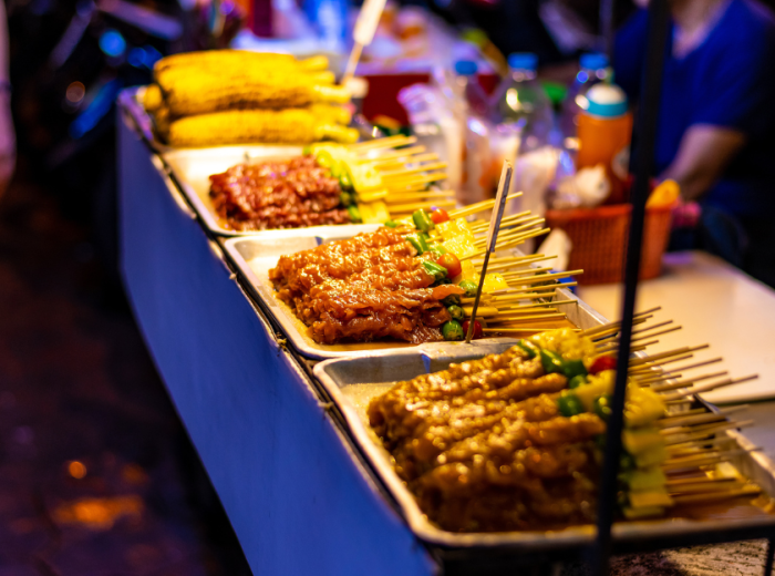 Train Night Market DanNeramit 