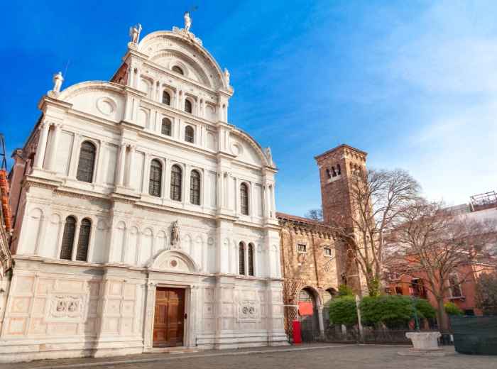 The-Flooded-Crypt-of-San-Zaccaria