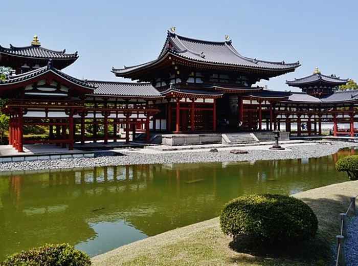 Phoenix Hall of the Byodo Temple, Uji, Kyoto Prefecture, Kinki Region, Japan  Zairon  Creative Commons Attribution-Share Alike 4.0