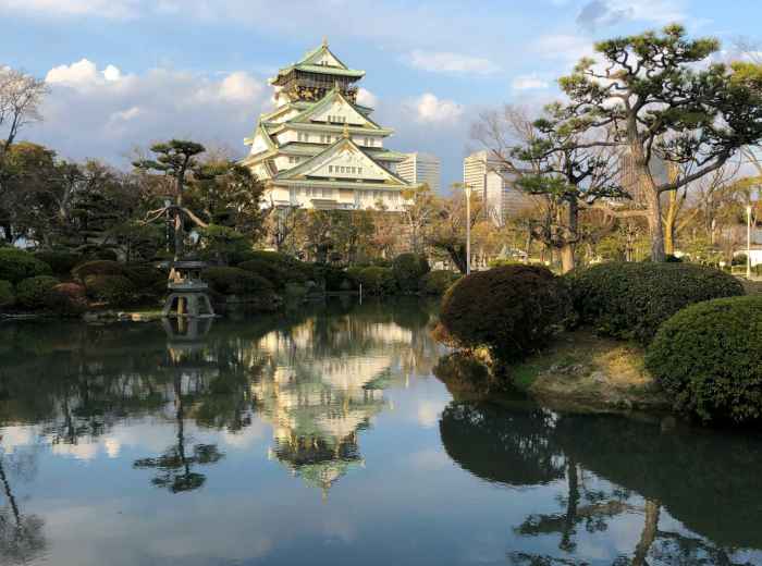 Osaka Castle grounds in early December with few visitors and clear skies Photo by Ann Lysenko on pexels