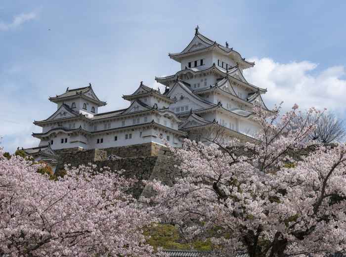 Himeji Castle showing original Japanese architecture. Image by Nick115 from Pixabay