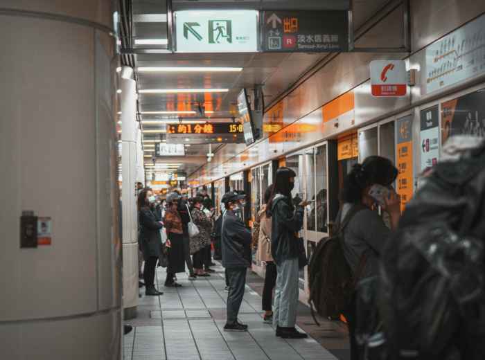 Busy Osaka subway station during rush hour showing the efficiency of the transportation system Photo by Lisanto 李奕良 on Unsplash