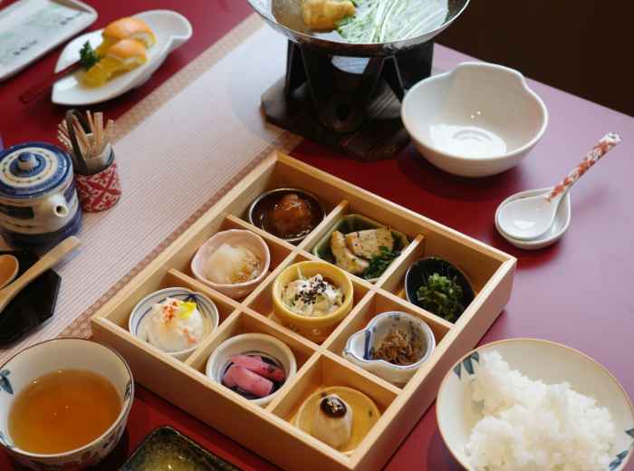 Small portion sampling strategy with multiple small dishes Photo by Boyan Ji on Unsplash