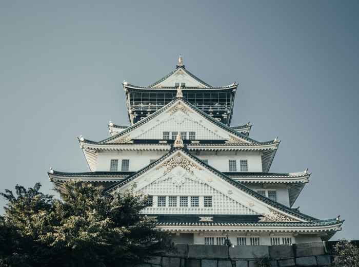 Pristine Himeji Castle known as White Egret Castle due to elegant white appearance, UNESCO World Heritage Site Photo by Shana Van Roosbroek on Unsplash