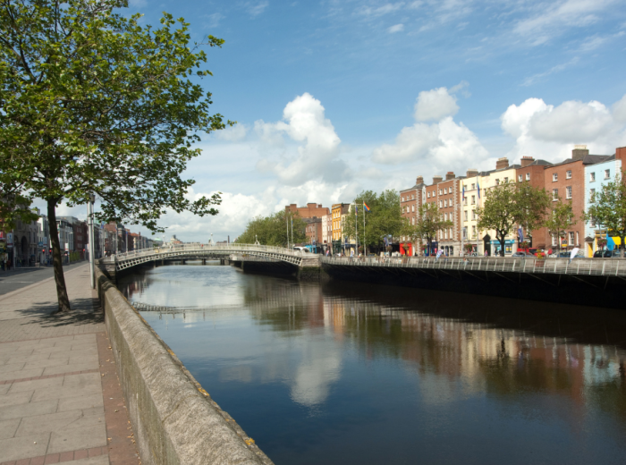 A lively Dublin summer street scene