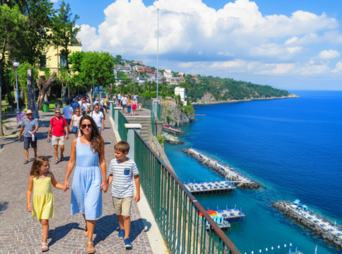 Villa Comunale and people taking a stroll