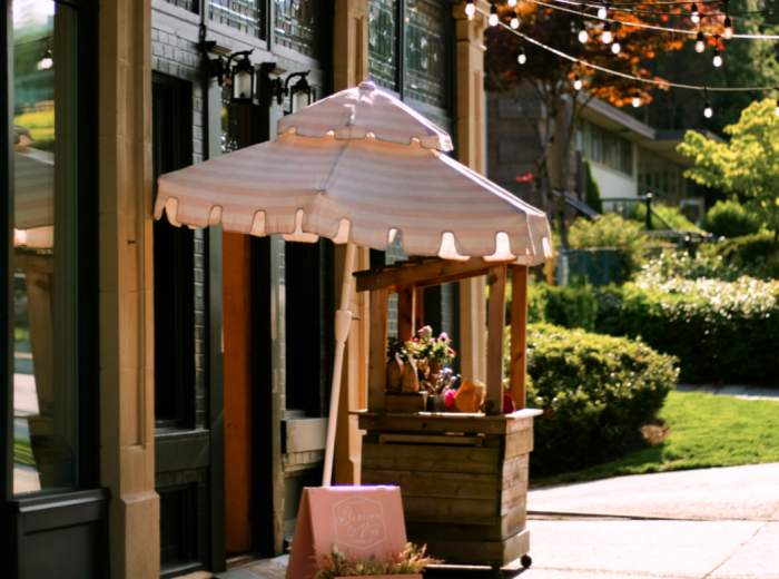 Calm boutique storefront in Mount Pleasant 