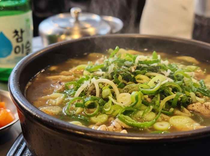 Haejangguk "hangover soup" from Cheongjinok