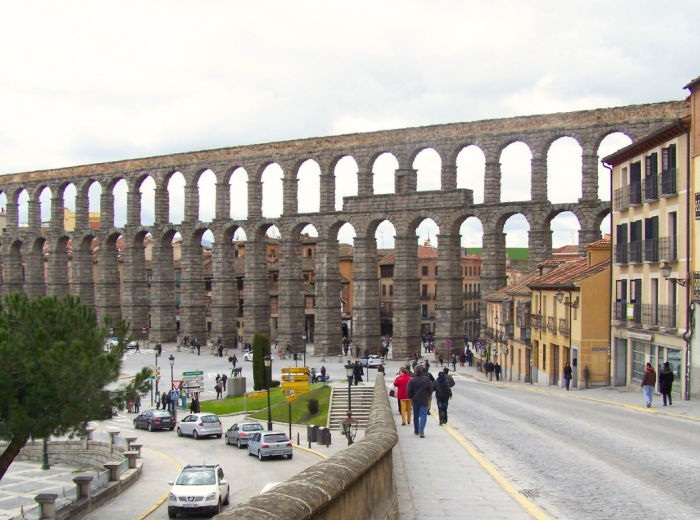The majestic Roman aqueduct of Segovia, standing the test of time