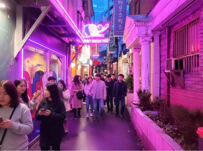 The old meeting the new with bars and printing shops in Euljiro