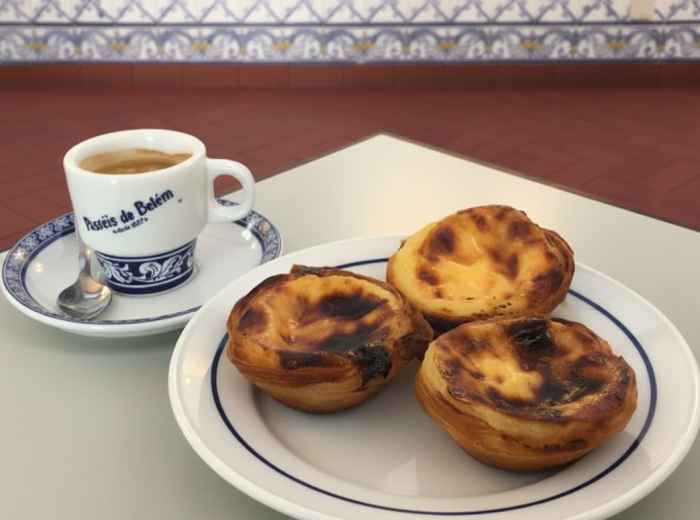 Pastéis de nata fresh at Pastéis de Belém, ready to eat