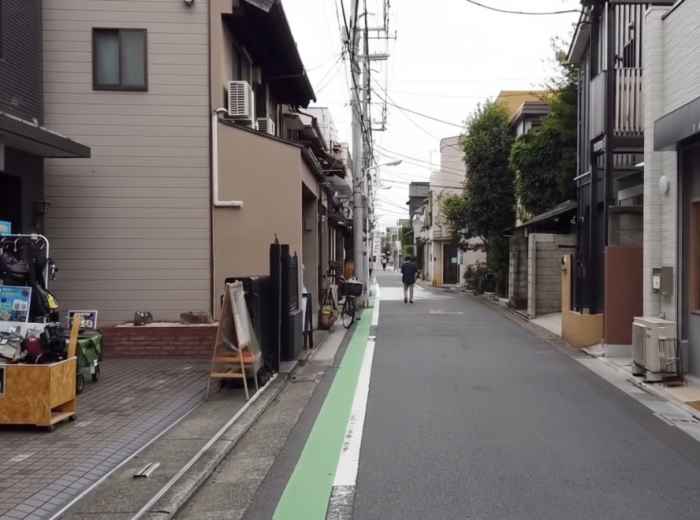 Quiet residential street in Yanaka