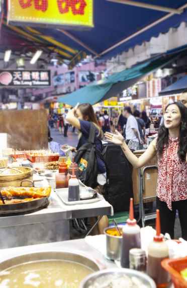 A night in Kowloon with a local