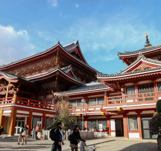 Ossu Kannon Temple and shopping street