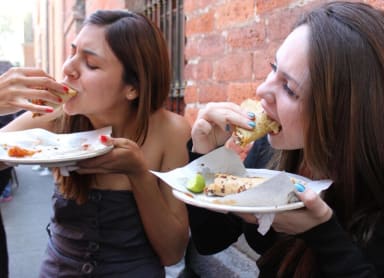 How to eat tacos like a local!
